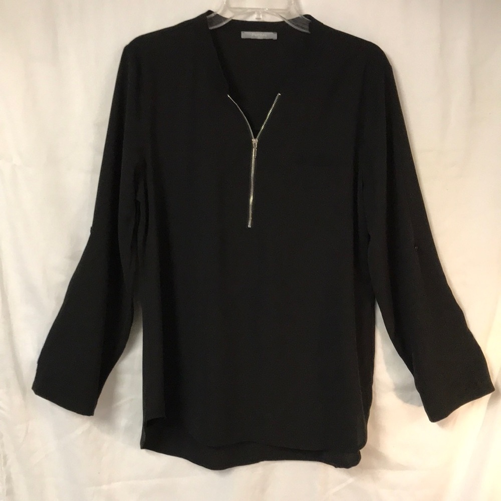Furnex Women’s Zip front Blouse Top Size L Black Long sleeves Tab up Back Pleat